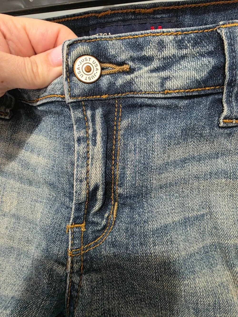 Just USA Light Wash Distressed Cutoff Jean Shorts – Size M – Raw Hem‎